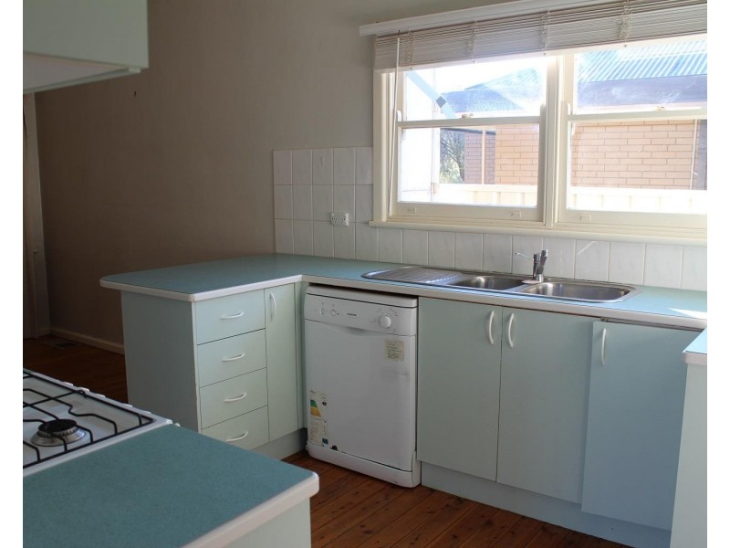 1084 Bralgon Street, North Albury NSW 2640