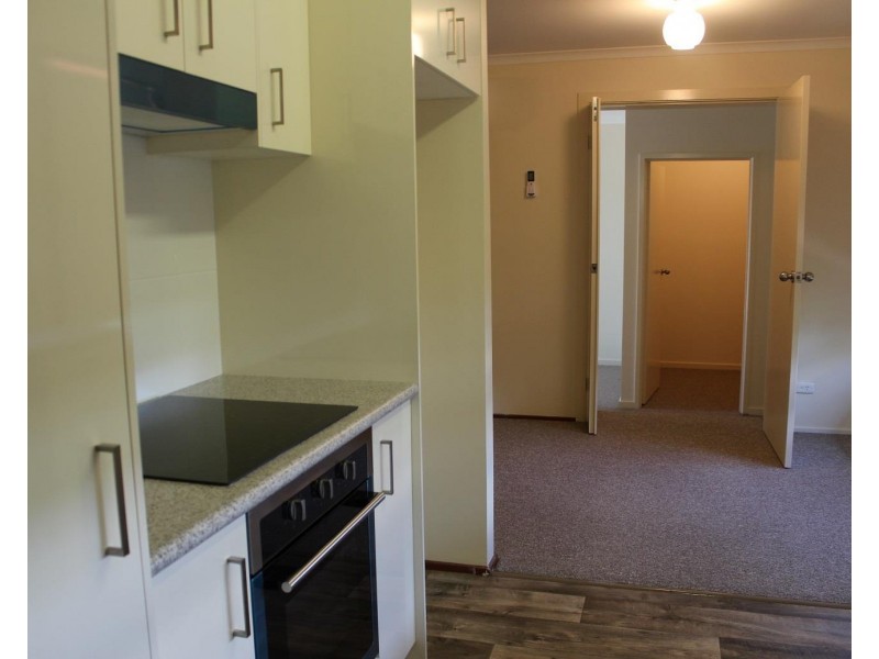 486 KOTTHOFF Street, Lavington NSW 2641