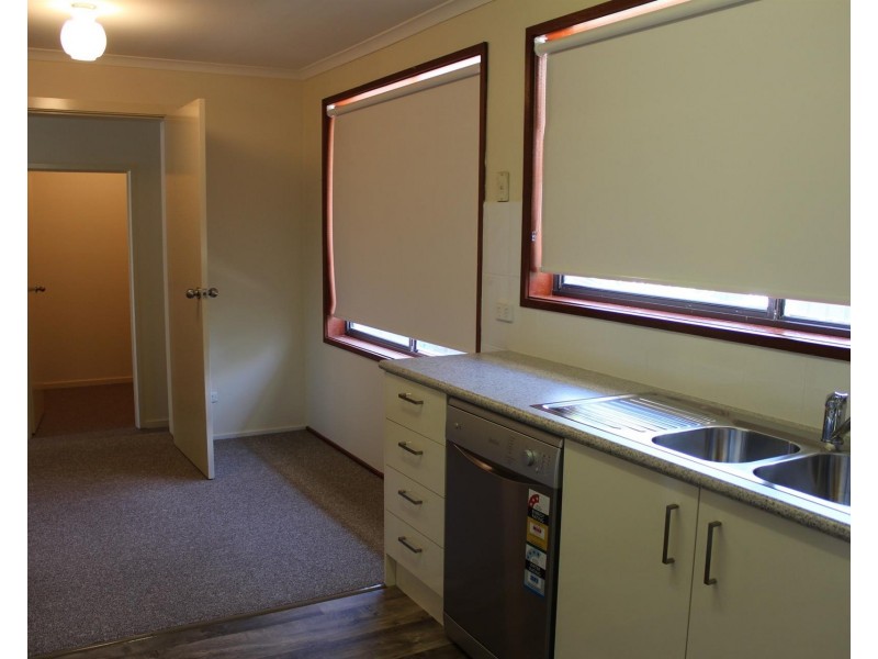 486 KOTTHOFF Street, Lavington NSW 2641