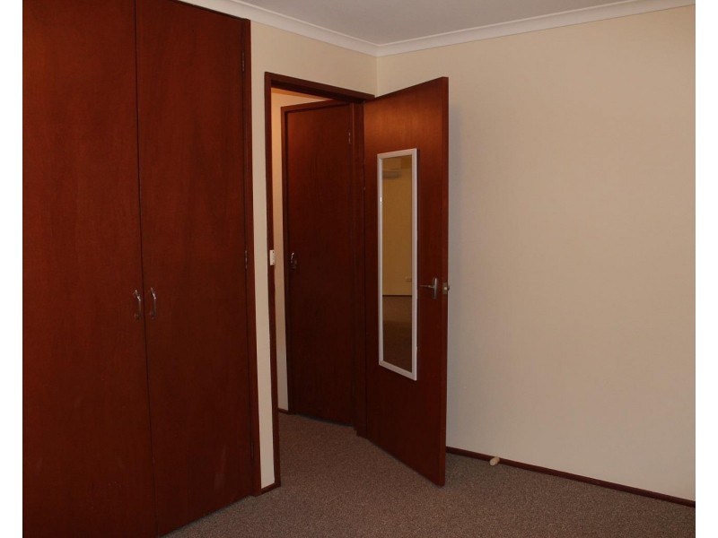 486 KOTTHOFF Street, Lavington NSW 2641