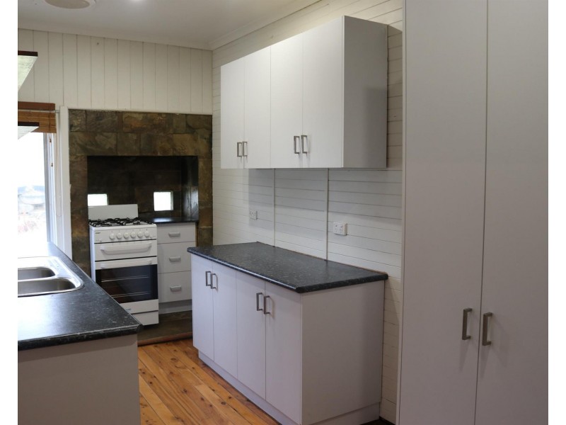 710 Daniel Street, Glenroy NSW 2640