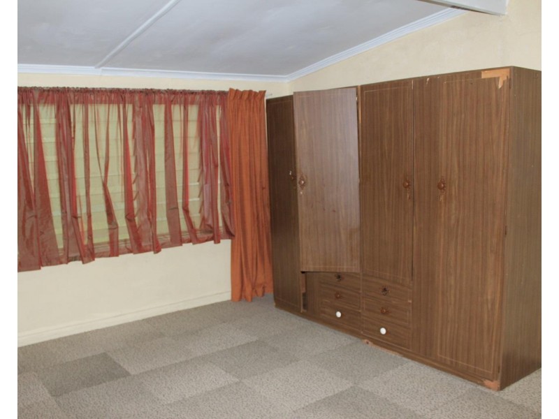 396 Griffith Road, Lavington NSW 2641