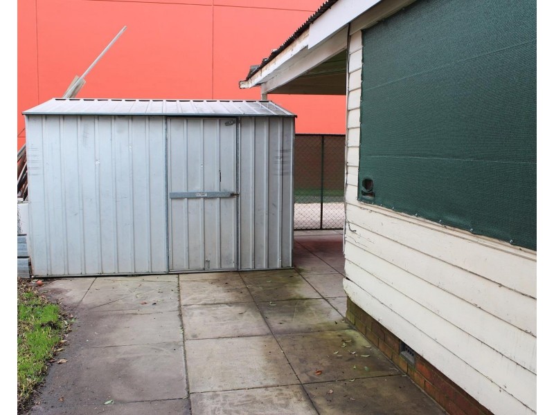 396 Griffith Road, Lavington NSW 2641