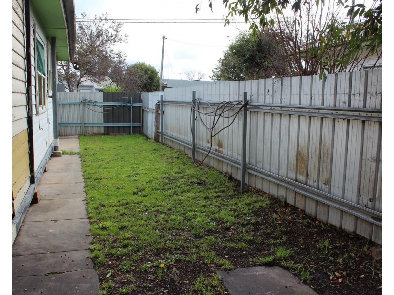 396 Griffith Road, Lavington NSW 2641