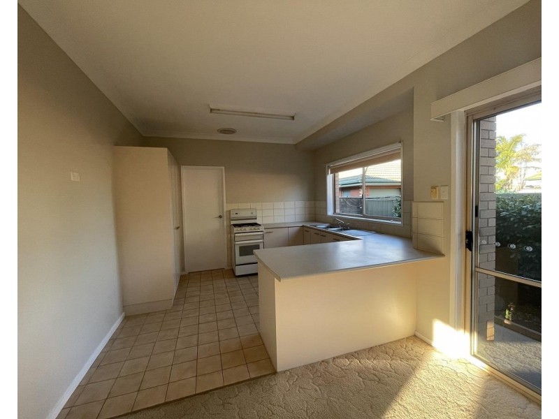 1/542 MARGARET Place, Lavington NSW 2641