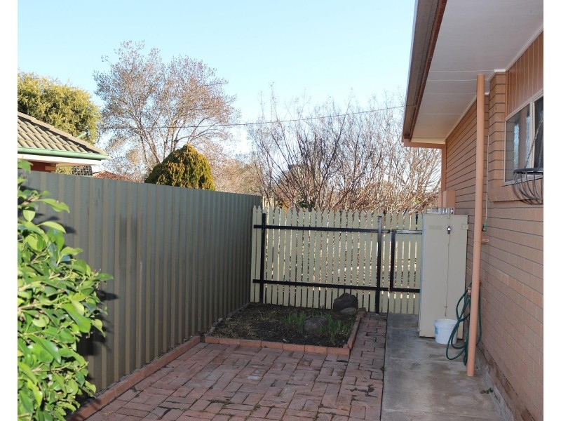 1/542 MARGARET Place, Lavington NSW 2641