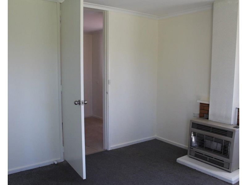 588 Jackson Place, North Albury NSW 2640