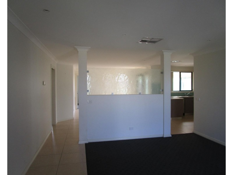 28 Dalbirra Place, Springdale Heights NSW 2641