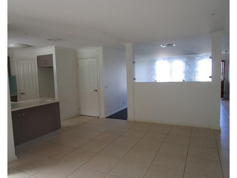 28 Dalbirra Place, Springdale Heights NSW 2641