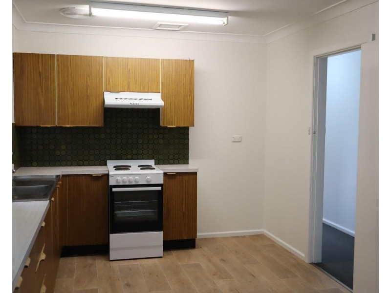 361 PARNALL Street, Lavington NSW 2641