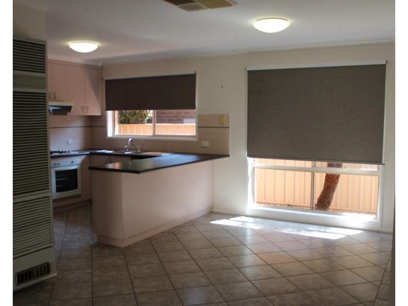 14 Bullara Court, Springdale Heights NSW 2641