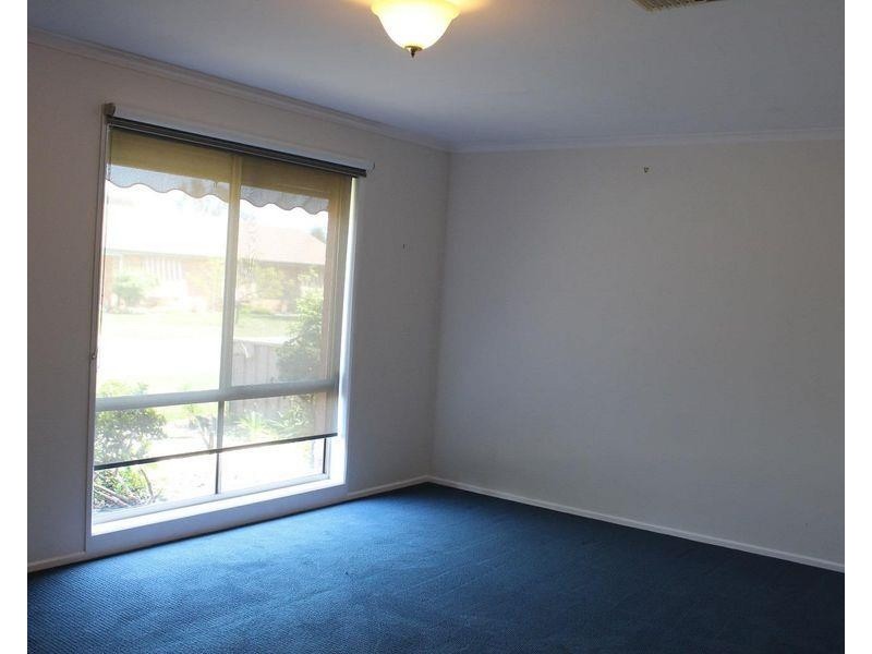 14 Bullara Court, Springdale Heights NSW 2641