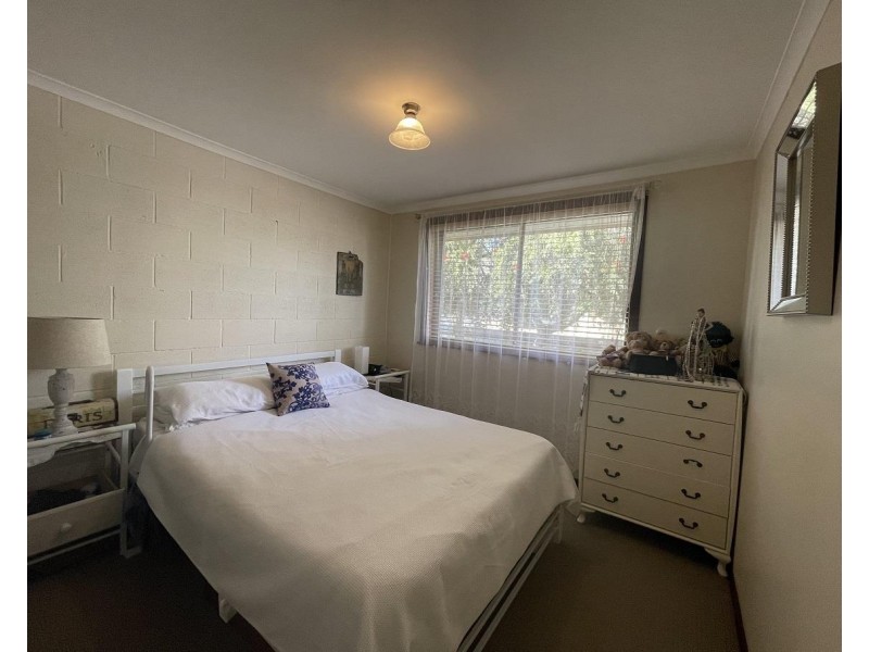 4/618 HAGUE Street, Lavington NSW 2641