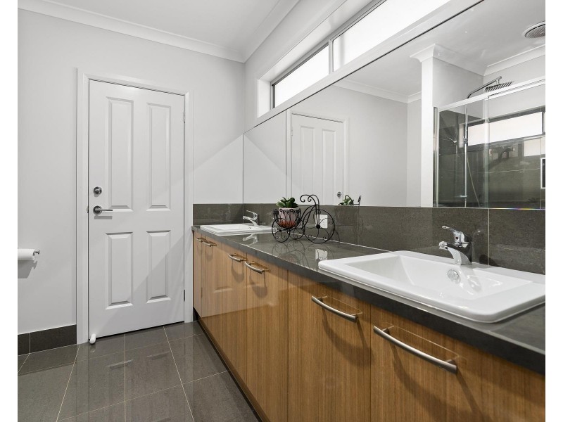 10 NEVADA Street, Springdale Heights NSW 2641