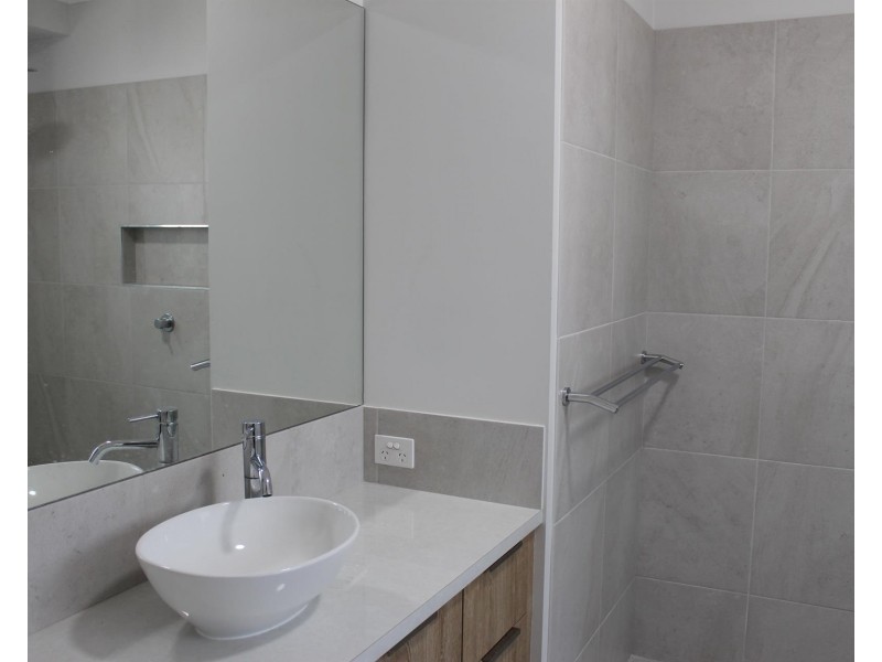 9 Clearwater Place, Thurgoona NSW 2640