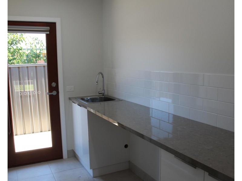 9 Clearwater Place, Thurgoona NSW 2640