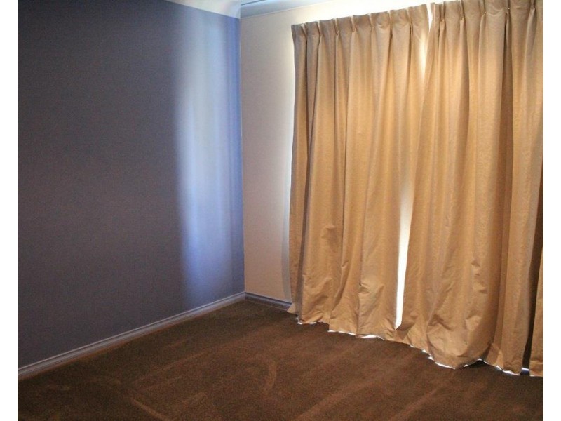 43 Saville Avenue, Lavington NSW 2641