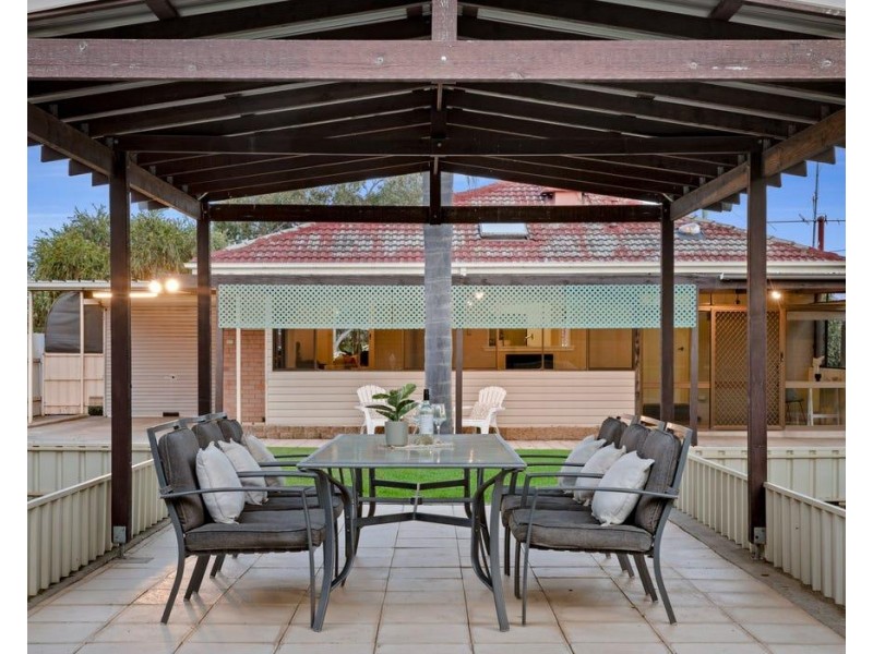 719 East Street, East Albury NSW 2640