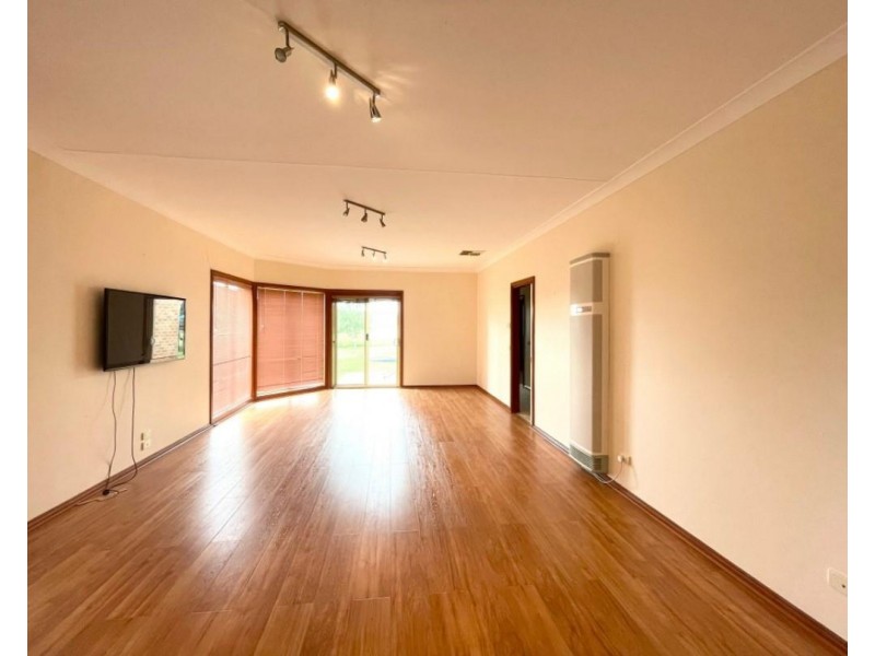 1225 Table Top Road, Table Top NSW 2640