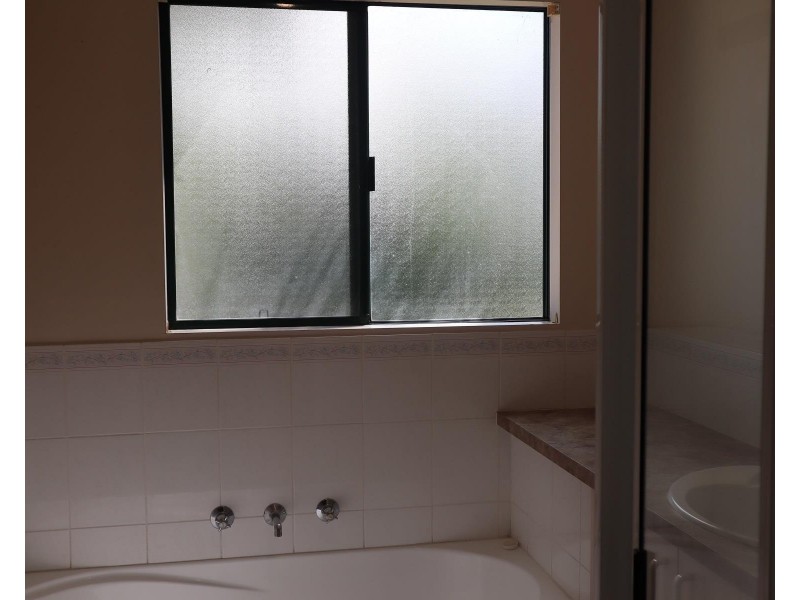 453 SCHAEFER Street, Lavington NSW 2641