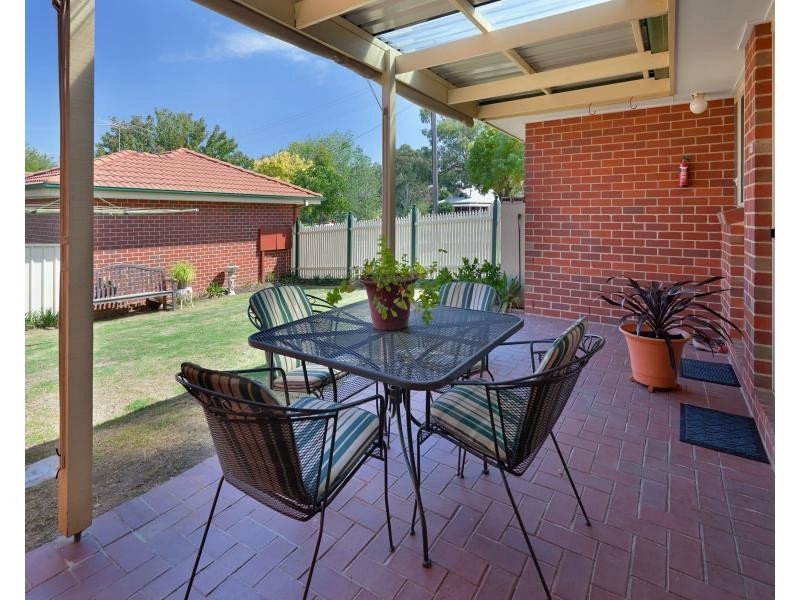 1/107 Southernview Drive, Albury NSW 2640