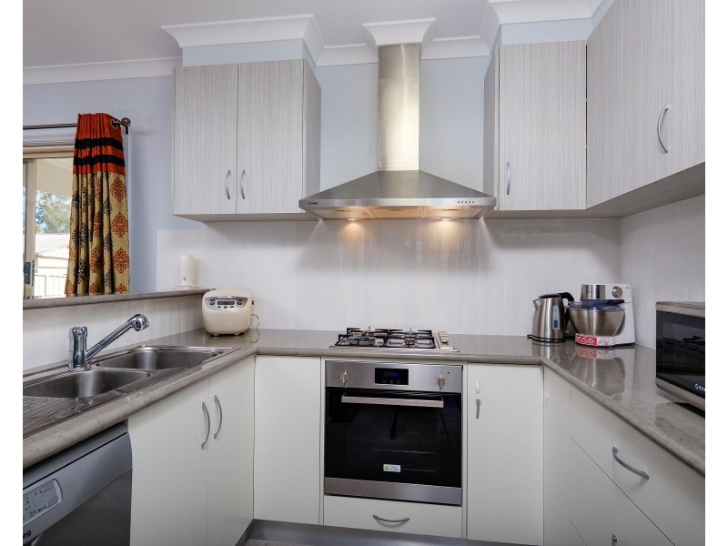 7 COBBY Court, Lavington NSW 2641