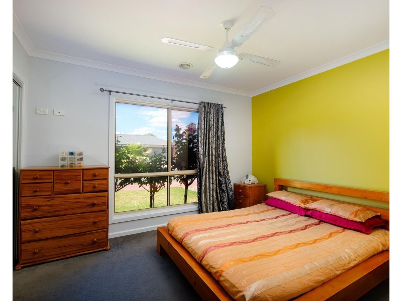 7 COBBY Court, Lavington NSW 2641