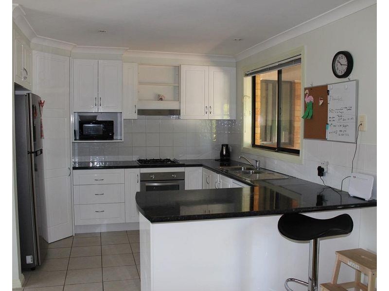 34 Briese Court, Thurgoona NSW 2640