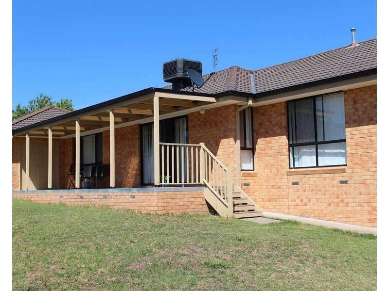 34 Briese Court, Thurgoona NSW 2640