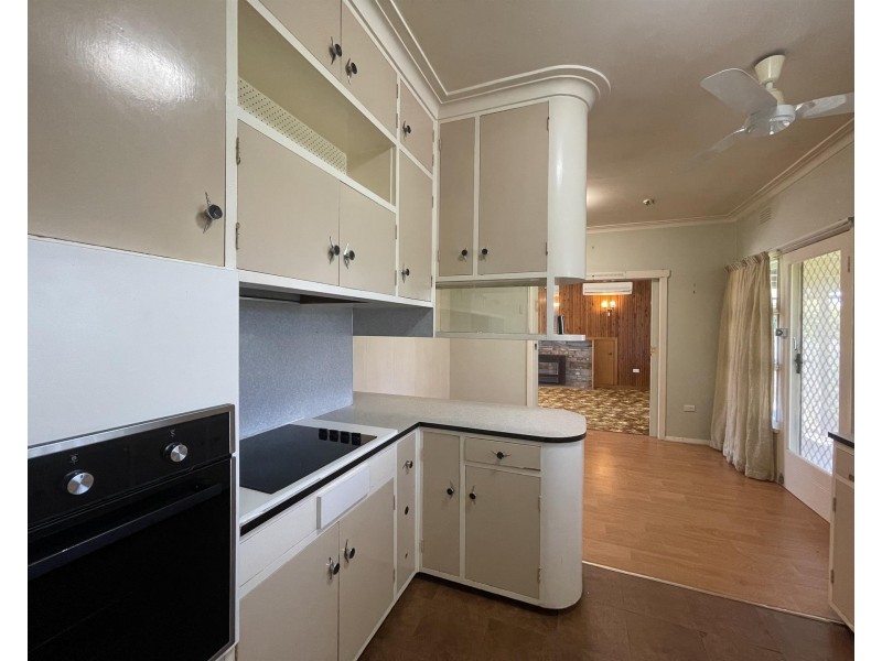 549 Sanders Avenue, Lavington NSW 2641