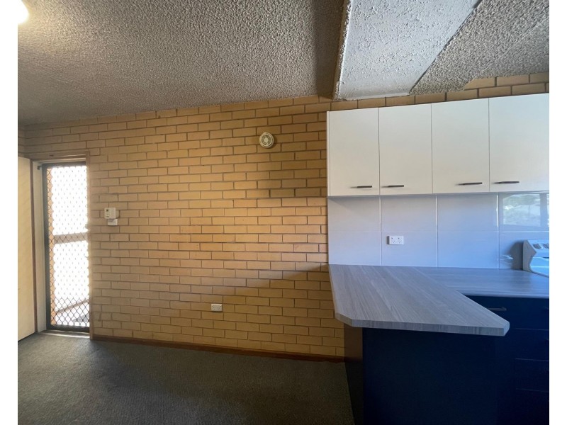 31/429 McDonald Road, Lavington NSW 2641