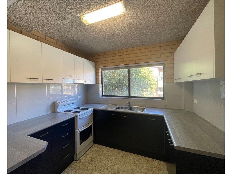 31/429 McDonald Road, Lavington NSW 2641