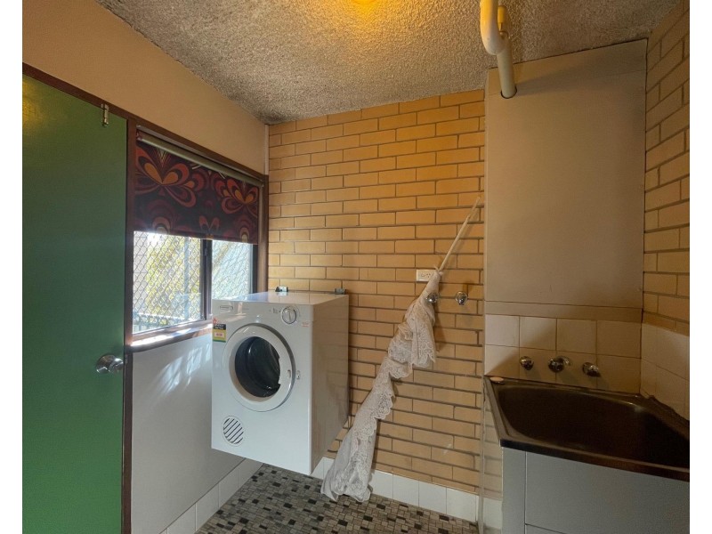 31/429 McDonald Road, Lavington NSW 2641