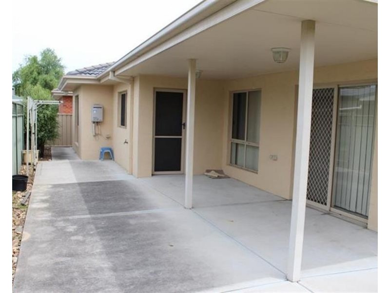 1/385 Nowland Avenue, Lavington NSW 2641