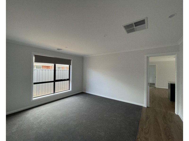 199 BROOKLYN Drive, Thurgoona NSW 2640