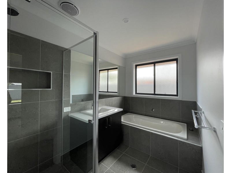 199 BROOKLYN Drive, Thurgoona NSW 2640
