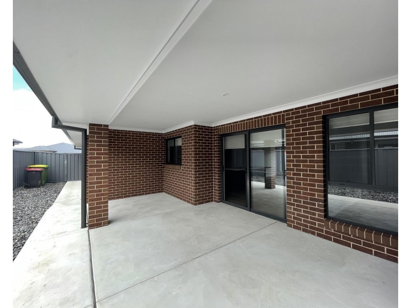 199 BROOKLYN Drive, Thurgoona NSW 2640