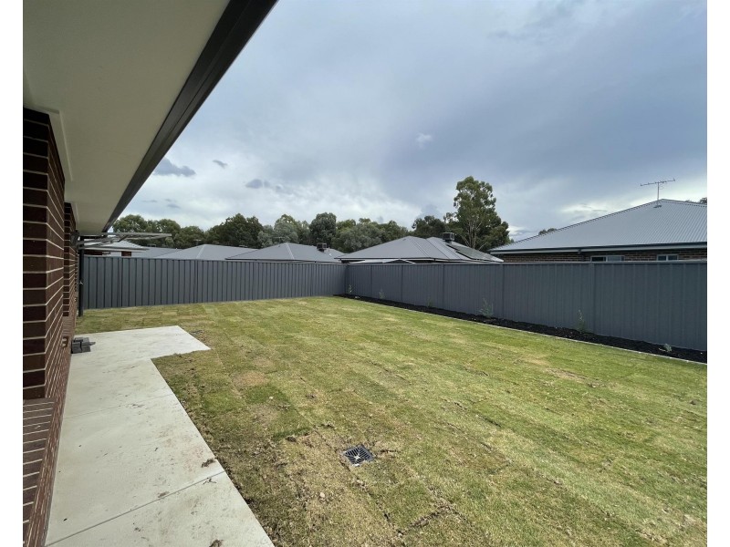 199 BROOKLYN Drive, Thurgoona NSW 2640