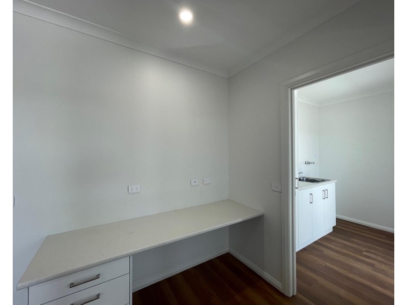 555 McDonald Road, Lavington NSW 2641