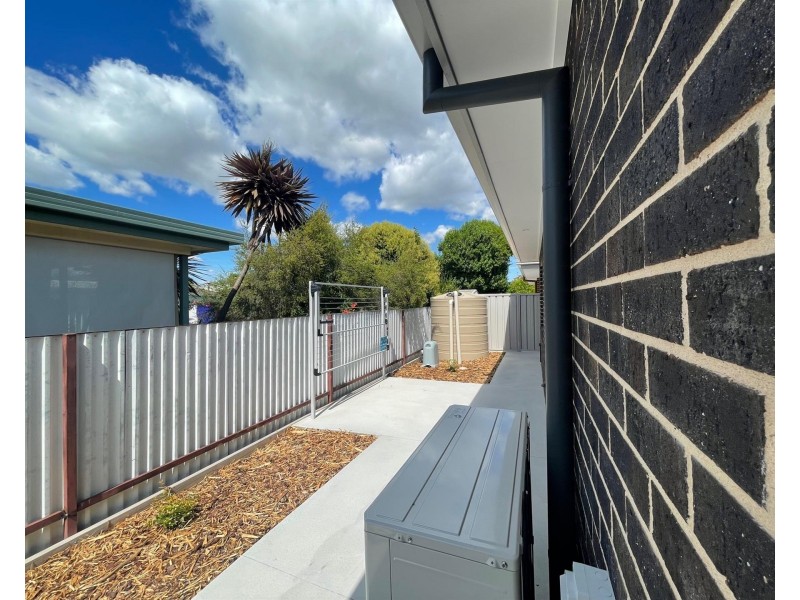 555 McDonald Road, Lavington NSW 2641
