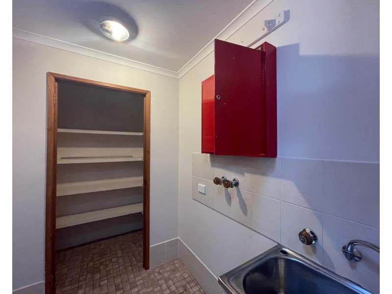 4 Benn Crescent, West Albury NSW 2640