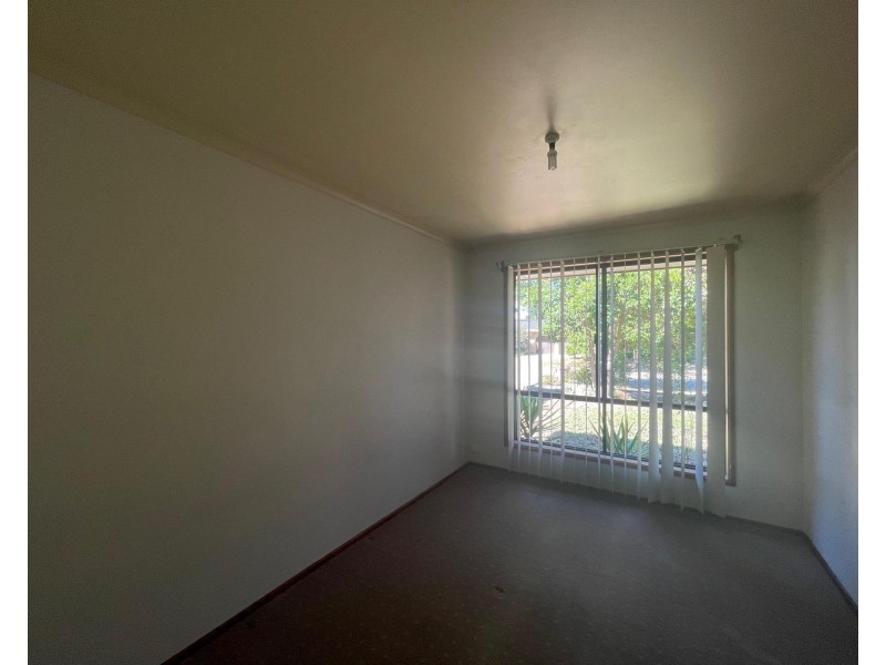 4 Benn Crescent, West Albury NSW 2640