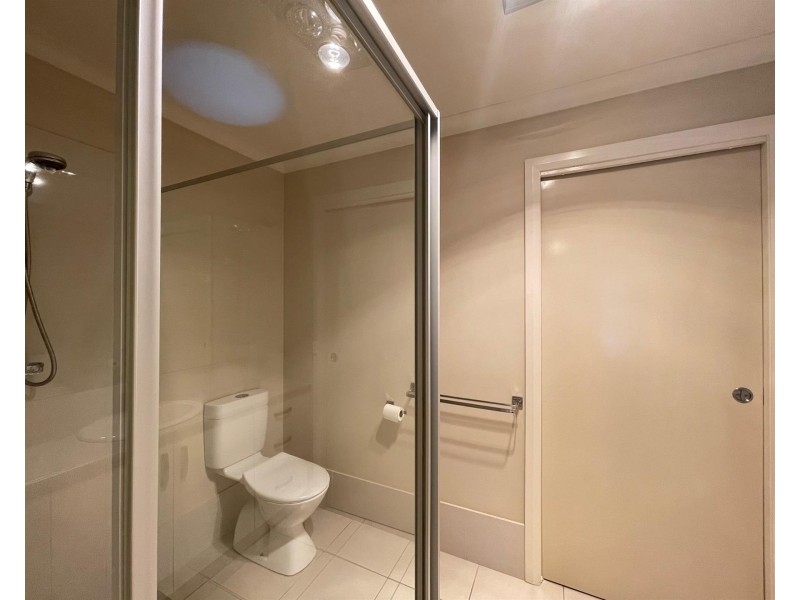 526 McDonald Road, Lavington NSW 2641