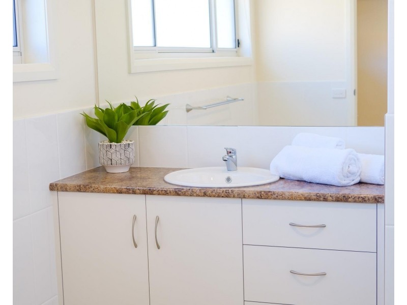 170 Bilba Street, East Albury NSW 2640