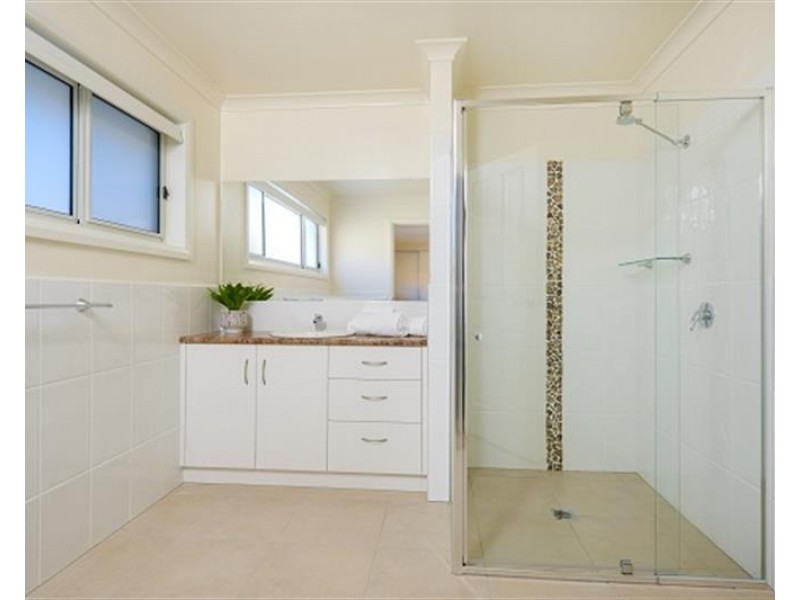 170 Bilba Street, East Albury NSW 2640