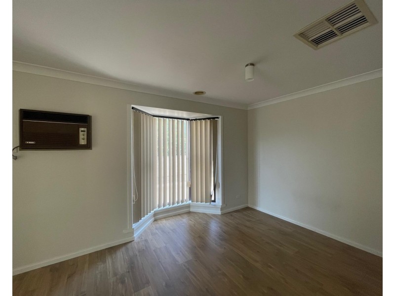 383 Douglas Road, Lavington NSW 2641
