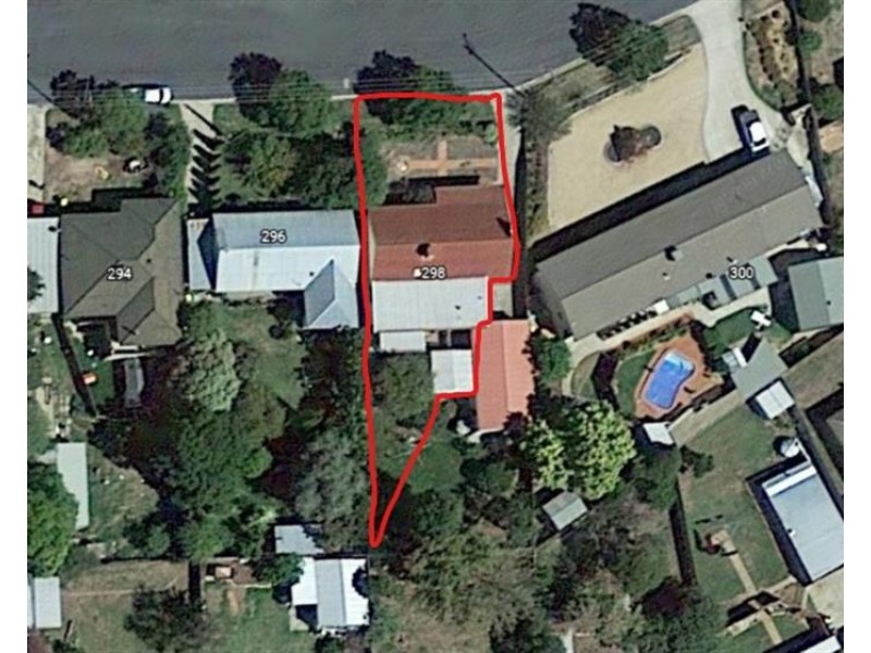 298 Desmond Street, Lavington NSW 2641