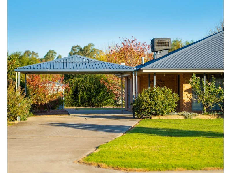 85 Adams Street, Jindera NSW 2642