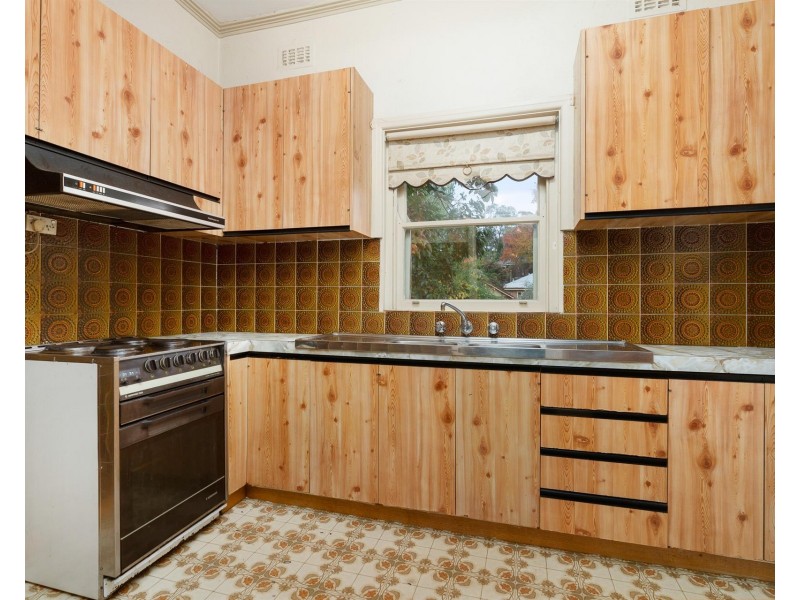 724 PEMBERTON Street, Albury NSW 2640