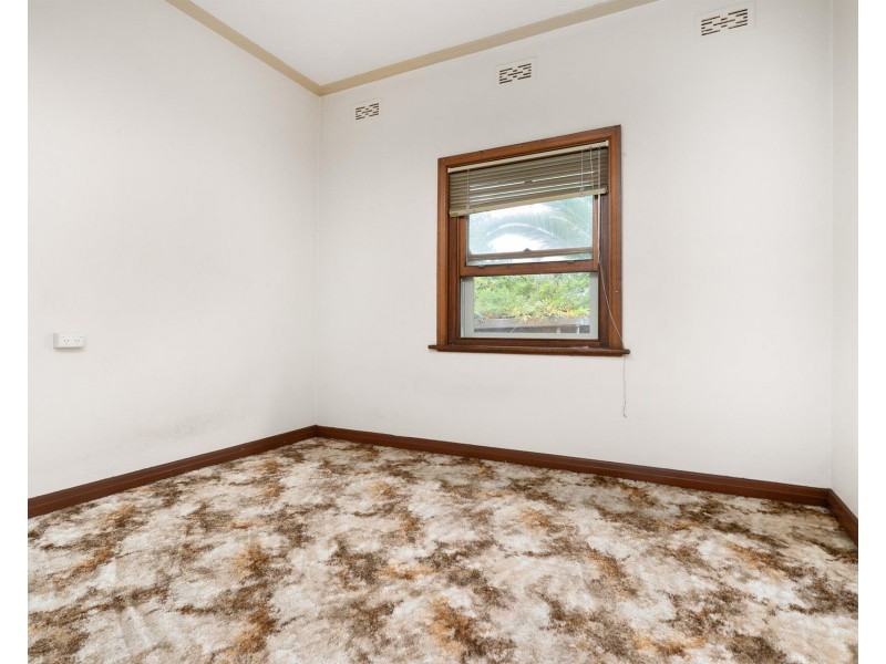 724 PEMBERTON Street, Albury NSW 2640